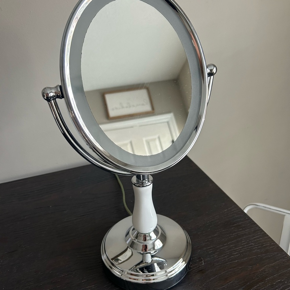 Conair Double Sided Lighted Makeup Mirror